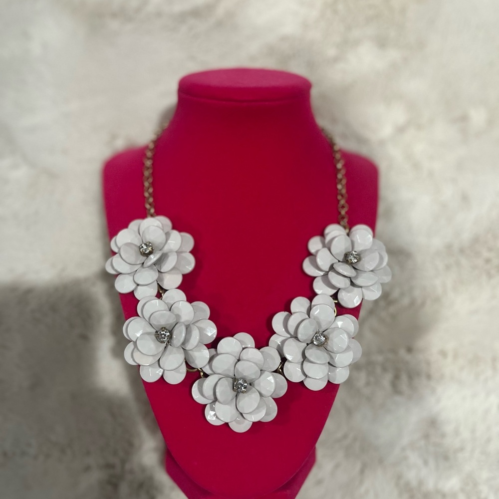 J. Crew Factory Elegant White Floral Necklace